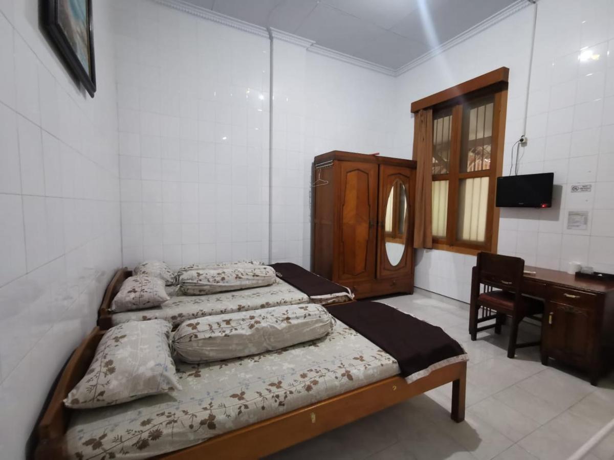 Hotel Paviljoen Surabaya Værelse billede