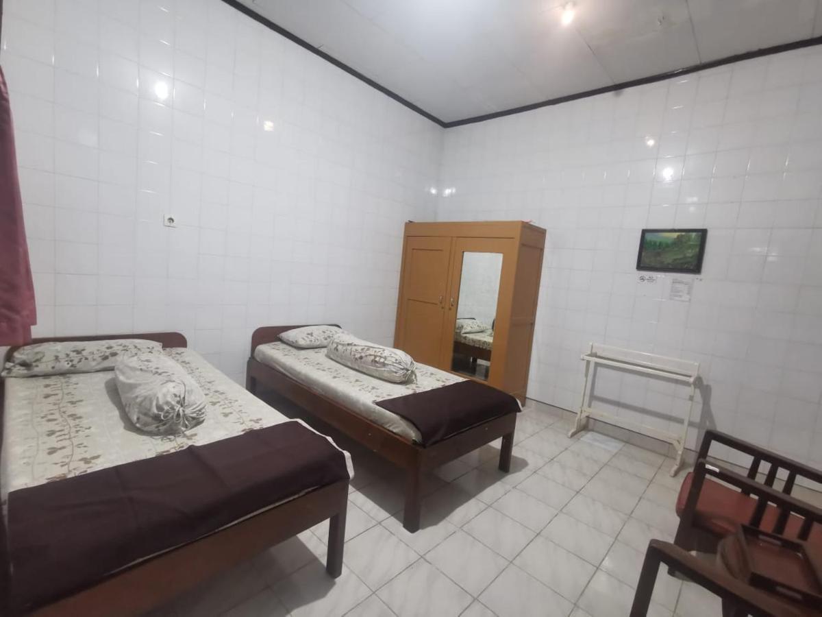 Hotel Paviljoen Surabaya Eksteriør billede